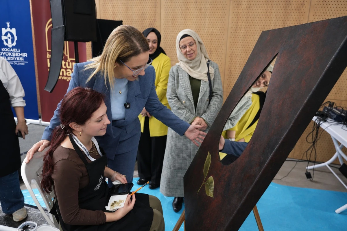 103. yıla 103 sanat&ccedil;ıdan sanatla kutlama