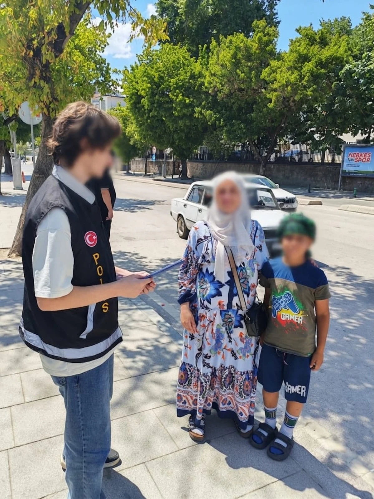 16 &Ccedil;ocuk Dilencilikten Kurtarıldı