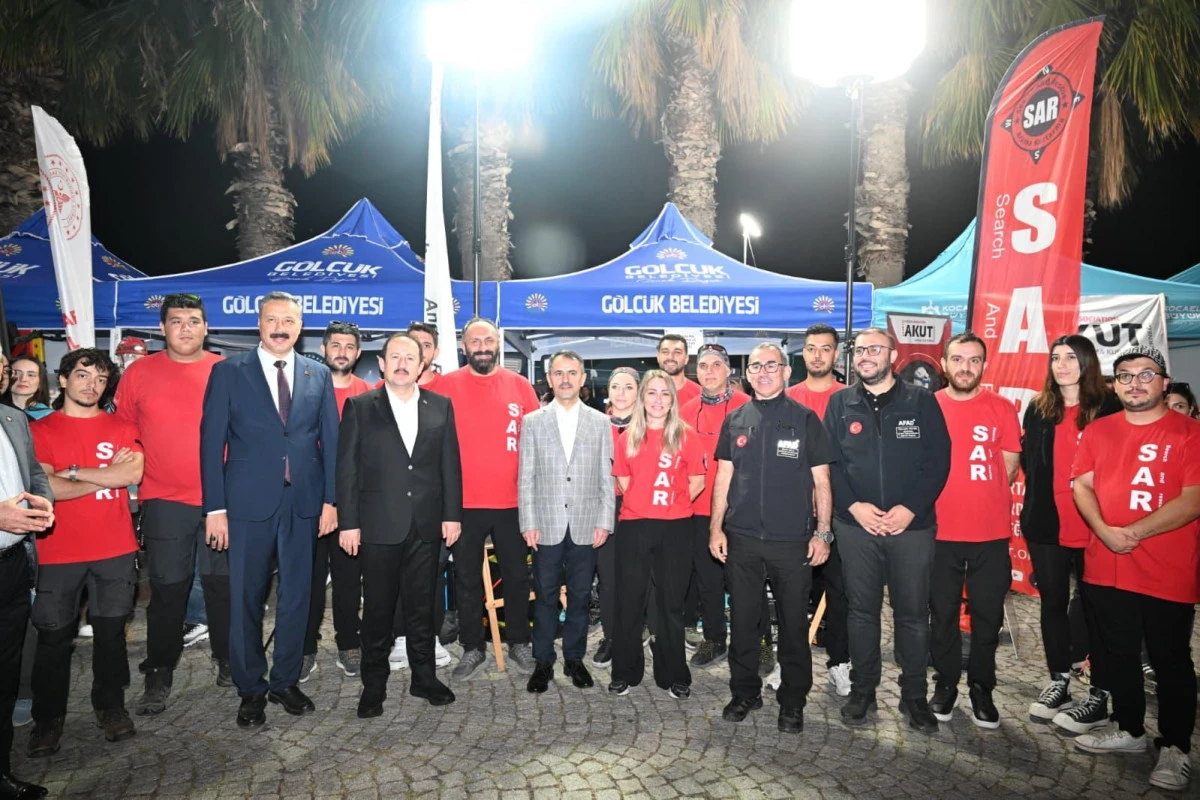 17 Ağustos Marmara Depremi&rsquo;nin Yıl D&ouml;n&uuml;m&uuml;nde Hayatını Kaybedenler Dualarla Anıldı