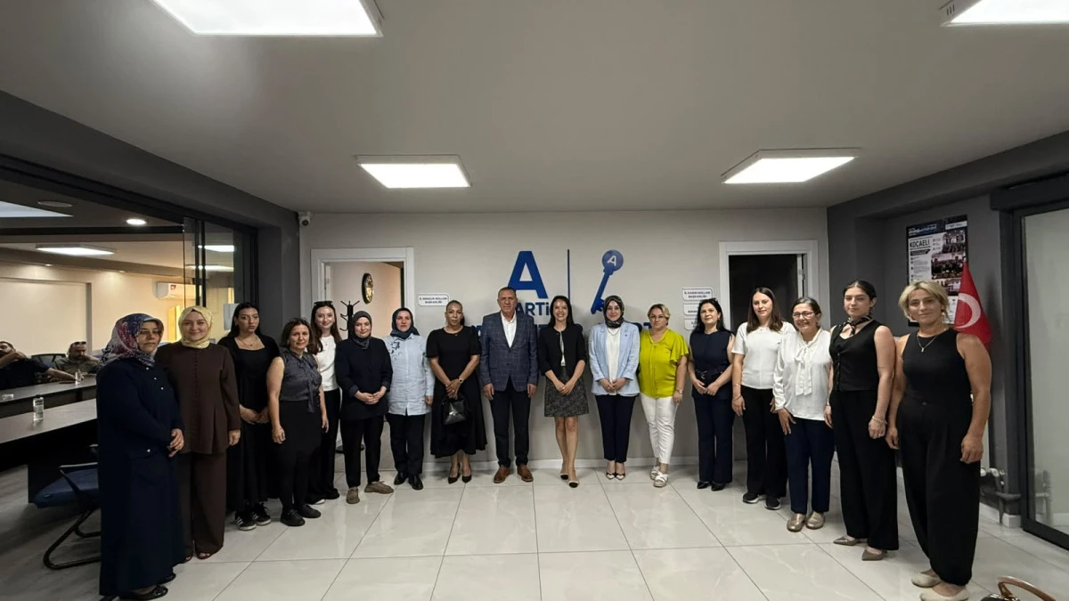 Anahtar Parti Kocaeli İl Kadın Kolları Başkanı Değişti