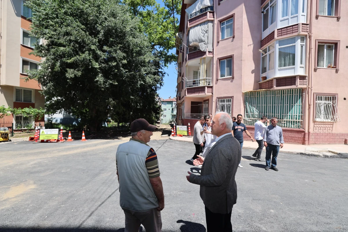 Başkan &Ccedil;alık Sahada: Asfalt &Ccedil;alışmalarını Yerinde İnceledi