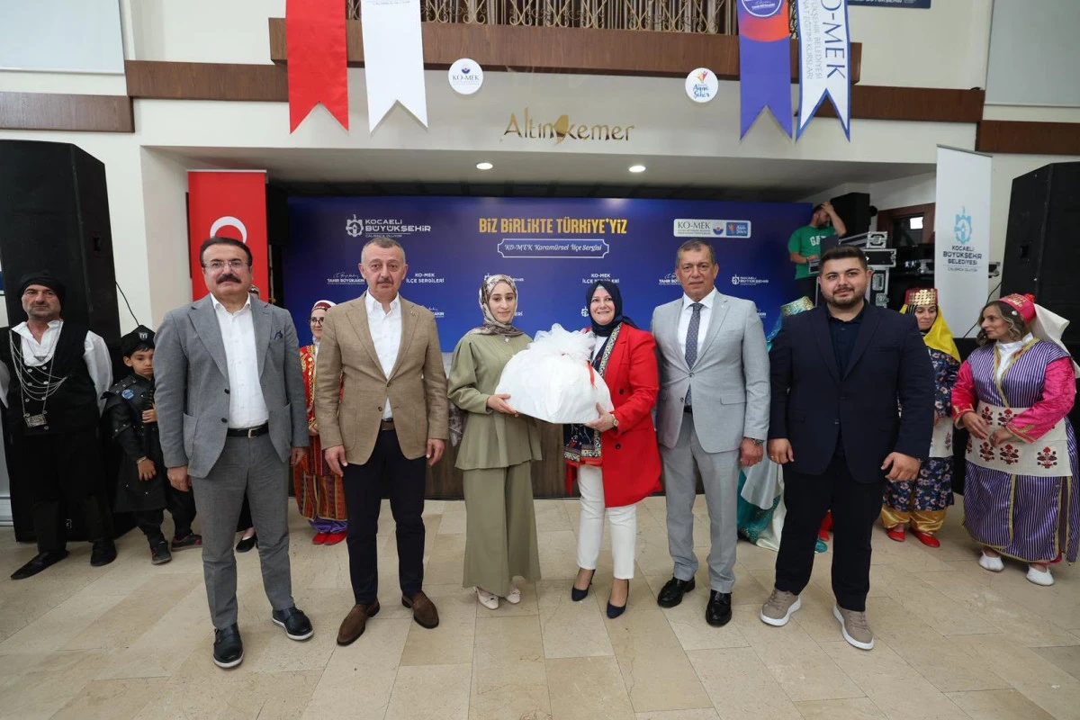 B&uuml;y&uuml;kakın: &ldquo;Kocaeli&rsquo;de koca bir dayanışma sistemi kurduk&rdquo;