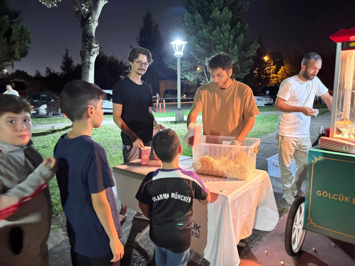 G&ouml;lc&uuml;k&rsquo;te yıldızların altında &ldquo;Eşkıya&rdquo; keyfi
