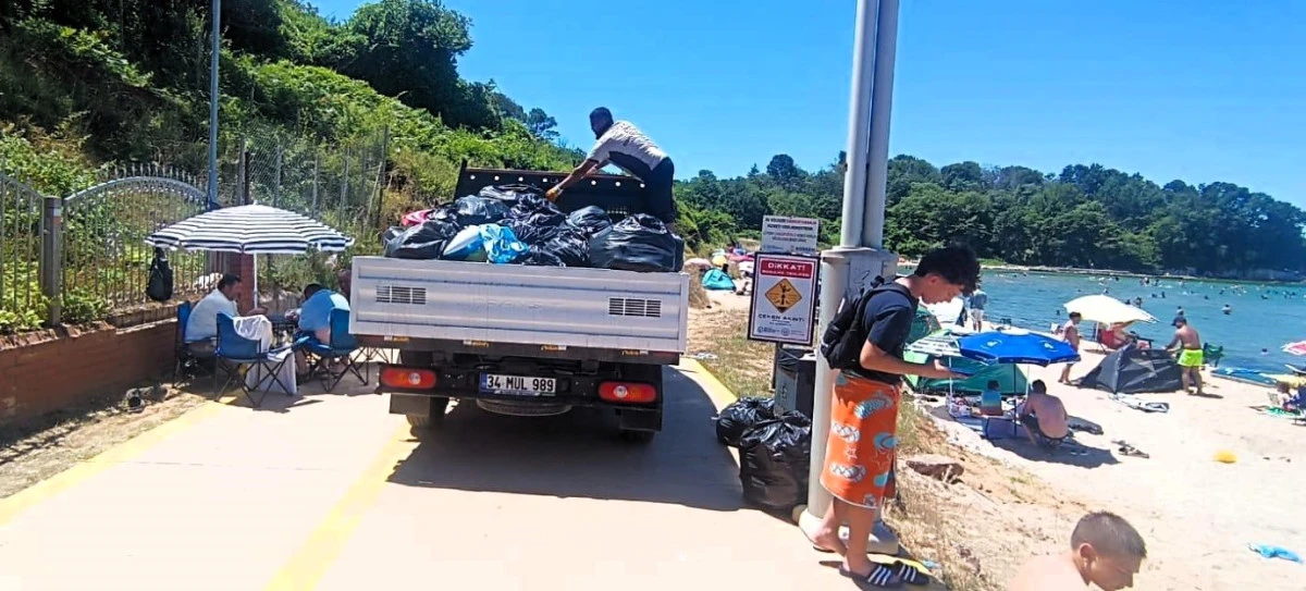 Kandıra sahillerinden 64 tır &ccedil;&ouml;p toplandı