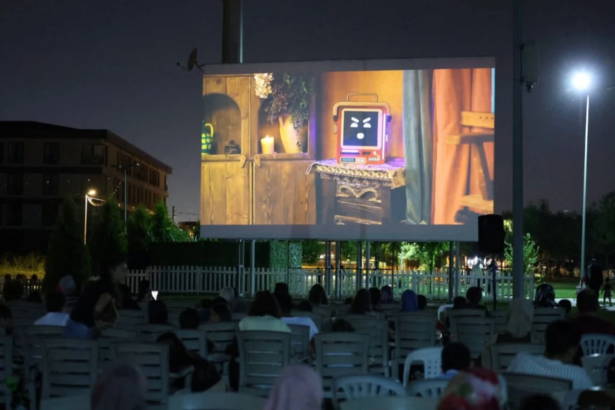 Kartepe&rsquo;de Yıldızlar Altında Sinema Keyfi