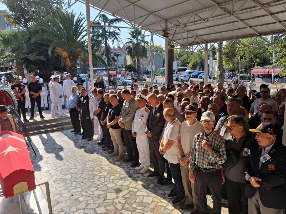 Kıbrıs Gazisi Aziz Tepe son yolculuğuna uğurlandı