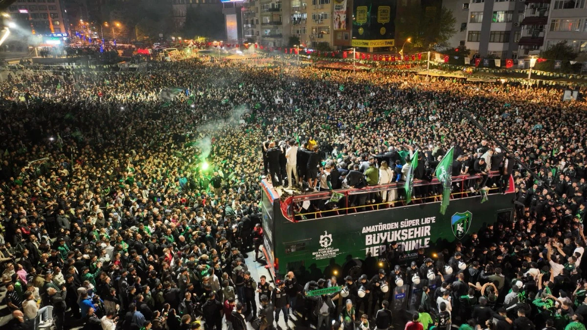 Kocaelispor&rsquo;un Yıldızları Taraftarın Karşısına &Ccedil;ıkacak