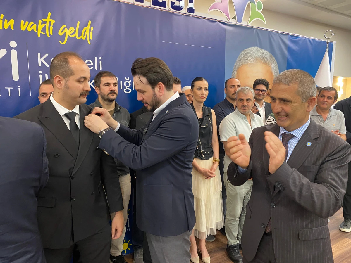 T&uuml;rkiye Cumhuriyeti Sevdalılarının Ortak Adresi İYİ Parti